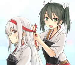 Rule 34 | 10s, 2girls, :d, azuhira, blue background, blush, closed mouth, collarbone, eyebrows, from side, green eyes, green hair, hair ribbon, headband, japanese clothes, kantai collection, kimono, long hair, multiple girls, muneate, nontraditional miko, open mouth, profile, ribbon, short sleeves, short twintails, shoukaku (kancolle), simple background, smile, standing, twintails, tying, upper body, very long hair, white hair, white ribbon, zuikaku (kancolle)