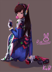 Rule 34 | 1girl, armor, ass, bodysuit, brown hair, blowing bubbles, cellphone, chewing gum, d.va (overwatch), facial mark, full body, gun, headphones, hfpuff5ekubiao, hfp~kubiao, high collar, highres, long hair, looking at viewer, overwatch, overwatch 1, pauldrons, phone, shoulder armor, simple background, skin tight, smartphone, solo, swept bangs, weapon, whisker markings