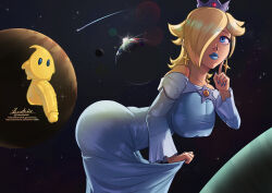 Rule 34 | !, 1girl, 1other, blonde hair, blue eyes, blush, breasts, clothes, crown, doktor malefic, earrings, erection, hair over one eye, highres, jewelry, large breasts, large penis, long hair, looking at viewer, luma (mario), mario (series), nintendo, open mouth, penis, piercing, rosalina, super mario galaxy, surprised