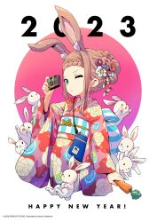 Rule 34 | 1girl, 2023, absurdres, animal ear fluff, animal ears, bag, blue eyes, blue sash, braid, braided bangs, brown hair, camera, carrot, chinese zodiac, closed mouth, commentary, copyright notice, dated, dated commentary, extra ears, eyelashes, floral print, flower, food, hair bun, hair flower, hair ornament, hand up, happy new year, highres, holding, holding camera, holding food, japanese clothes, kanzashi, kimono, long sleeves, nakamori kemuri, new year, obi, obiage, obijime, one eye closed, original, pink flower, pouch, print kimono, purple flower, rabbit, rabbit ears, red flower, red kimono, sash, sidelocks, single braid, solo, upper body, watermark, white flower, wide sleeves, year of the rabbit, zipper pull tab