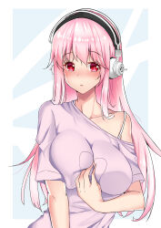 Rule 34 | 1girl, absurdres, blush, breasts, cleavage, headphones, highres, large breasts, looking at viewer, lumu yuanxiang, nitroplus, open mouth, pink hair, red eyes, solo, super sonico, upper body