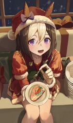 Rule 34 | 1girl, absurdres, animal ears, blush, bow, box, brown hair, c2h6o, carrot, christmas, feet out of frame, food, fork, gift, gift box, green bow, hat, highres, holding, holding fork, holding plate, horse ears, horse girl, long sleeves, looking at viewer, multicolored hair, open mouth, plate, pom pom (clothes), purple eyes, red hat, santa costume, santa hat, short hair, sitting, smile, solo, special week (umamusume), umamusume, vegetable, white hair
