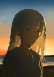 1girl black_sailor_collar black_shirt blue_sky bow closed_mouth cloud commentary_request grey_eyes grey_hair highres horizon long_hair looking_at_viewer morito_aoi ocean original red_bow sailor_collar shirt sky smile solo sunset upper_body water