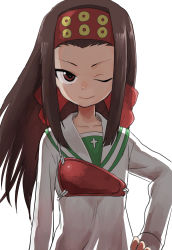 Rule 34 | 10s, 1girl, ;), brown eyes, brown hair, girls und panzer, hand on own hip, headband, highres, long hair, muneate, one eye closed, ooarai school uniform, saemonza (girls und panzer), school uniform, serafuku, simple background, smile, solo, upper body, white background, yamamoto souichirou