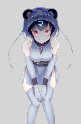 Rule 34 | 10s, 1girl, animal ear fluff, animal ears, bad id, bad pixiv id, bare hips, bare shoulders, blue thighhighs, bob cut, breasts, breasts squeezed together, elbow gloves, feet out of frame, fishnets, gloves, glowing, glowing eyes, grey background, grey gloves, grey hair, grey kimono, grey thighhighs, grin, highres, japanese clothes, kamaji (kemono friends), kemono friends, kimono, knees together feet apart, leaning forward, long hair, medium breasts, multicolored hair, ninja, obi, pigeon-toed, pikunoma, red eyes, sash, short hair with long locks, short kimono, side slit, simple background, skindentation, sleeveless, sleeveless kimono, smile, solo, standing, thighhighs, two-tone hair, v arms, very long hair