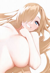 Rule 34 | 1girl, asuna (blue archive), blue archive, blue eyes, breasts, completely nude, grin, hair over one eye, highres, kono (xerondan321), large breasts, light brown hair, long hair, looking at viewer, mole, mole on breast, nude, simple background, smile, solo, upper body, white background