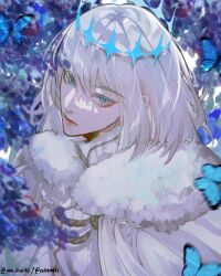 Rule 34 | 1boy, absurdres, arthropod boy, blue butterfly, blue eyes, bug, butterfly, cloak, crown, diamond hairband, fate/grand order, fate (series), fur-trimmed cloak, fur trim, highres, insect, looking at viewer, maidhao, male focus, medium hair, no wings, oberon (fate), signature, solo, upper body, white cloak, white hair