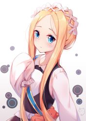 Rule 34 | 1girl, abigail williams (fate), abigail williams (festival outfit) (fate), black dress, blonde hair, blue eyes, blush, butterfly hair ornament, closed mouth, collared dress, dress, fate/grand order, fate (series), forehead, gradient background, grey background, hair ornament, hand up, highres, long hair, long sleeves, looking at viewer, nahaki, official alternate costume, parted bangs, shirt, sidelocks, signature, sleeveless, sleeveless dress, sleeves past fingers, sleeves past wrists, solo, stuffed animal, stuffed toy, teddy bear, upper body, very long hair, white background, white shirt