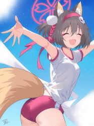 alternate_costume animal_ear_fluff animal_ears ass blue_archive buruma eyeshadow fang fox_ears fox_girl fox_hair_ornament fox_tail gym_shirt hair_ornament halo highres izuna_(blue_archive) makeup open_mouth outstretched_arms pink_eyeshadow pink_halo pom_pom_(clothes) pom_pom_hair_ornament red_buruma s_sequentia shirt signature skin_fang smile spread_arms tail white_shirt