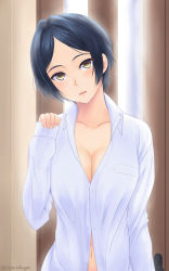 1girl :d arm_at_side arm_up bad_id bad_pixiv_id black_hair blue_hair blush breasts cleavage collarbone female_focus hayami_kanade head_tilt idolmaster idolmaster_cinderella_girls indoors long_sleeves looking_at_viewer medium_breasts naked_shirt navel neck open_clothes open_mouth open_shirt parted_bangs shirt short_hair sleeves_past_wrists smile solo standing tono_munekage unbuttoned white_shirt yellow_eyes