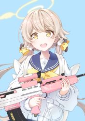 Rule 34 | 1girl, assault rifle, bag, blue archive, blue background, gun, hair ornament, halo, hifumi (blue archive), highres, light brown hair, long hair, looking at viewer, low twintails, open mouth, rifle, school uniform, simple background, solo, teeth, trigger discipline, tsugaru (enoken), twintails, weapon, yellow eyes