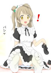 Rule 34 | !, 10s, 1girl, apron, blush, bow, green bow, grey hair, hair bow, highres, long hair, love live!, love live! school idol project, maid, minami kotori, motion lines, side ponytail, simple background, solo, tagme, toe socks, white background, yellow eyes