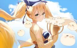 Rule 34 | &gt; &lt;, 1girl, artist name, blonde hair, blue dress, blue headwear, blue sky, blurry, blurry foreground, blush, cloud, commentary, dokibird (vtuber), dragoon (dokibird), dress, green eyes, hat, highres, holding, holding trophy, indie virtual youtuber, long sleeves, looking at viewer, looking back, o o, outdoors, shaoviie, shirt, sky, smile, symbol-only commentary, trophy, twintails, upper body, virtual youtuber, white shirt