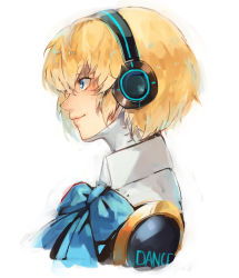 Rule 34 | 1girl, aegis (persona), android, blonde hair, blue bow, blue eyes, blue neckwear, bow, bowtie, collar, collared dress, dress, from side, hair between eyes, happy, headphones, light smile, lor (roasyerizyonirapi), persona, persona 3, persona 3: dancing moon night, persona dancing, short hair, simple background, smile, solo focus, white background