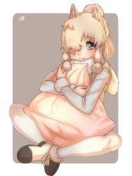 Rule 34 | 1girl, alpaca ears, alpaca suri (kemono friends), animal ear fluff, animal ears, blonde hair, blue eyes, commentary request, extra ears, full body, fur-trimmed sleeves, fur collar, fur trim, grey background, hair over one eye, highres, kemono friends, long sleeves, looking at viewer, hugging object, pantyhose, pillow, pillow hug, ponytail, short hair, simple background, sitting, smile, solo, thin (suzuneya), white pantyhose