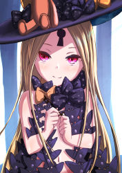 Rule 34 | 1girl, abigail williams (fate), absurdres, bare shoulders, black bow, black headwear, blonde hair, bow, breasts, closed mouth, fate/grand order, fate (series), forehead, hat, highres, keyhole, koisuke, long hair, multiple bows, navel, orange bow, parted bangs, red eyes, small breasts, smile, witch hat