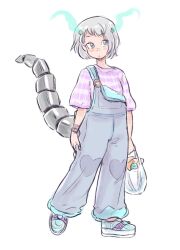 Rule 34 | 1girl, alternate hair length, alternate hairstyle, bag, baggy clothes, bracelet, casual, dragon girl, green eyes, grey overalls, heart, heart print, highres, holographic horns, ibuki meno, jd benefield, jewelry, mechanical tail, overalls, prism project, shoes, shopping bag, sneakers, solo, tail, virtual youtuber