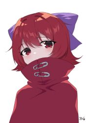 1girl bow cloak commentary hair_bow highres looking_at_viewer punidayo purple_bow red_eyes red_hair safety_pin sekibanki short_hair signature simple_background solo symbol-only_commentary touhou upper_body white_background