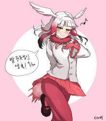 Rule 34 | 10s, 1girl, artist name, bad id, bad pixiv id, black hair, blunt bangs, blush, buttons, dungbae, floating hair, frilled sleeves, frills, fur collar, gloves, hand on own chest, head wings, highres, japanese crested ibis (kemono friends), kemono friends, korean text, leg up, long hair, long sleeves, looking at viewer, miniskirt, multicolored hair, musical note, pantyhose, pleated skirt, quaver, red gloves, red hair, red pantyhose, red skirt, shirt, signature, skirt, smile, solo, speech bubble, white hair, white shirt, wide sleeves, wings, yellow eyes