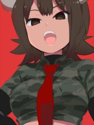 Rule 34 | 10s, 1girl, brown eyes, brown hair, camouflage, camouflage shirt, character request, collared shirt, dark-skinned female, dark skin, horns, ica, kemono friends, long sleeves, looking at viewer, necktie, open mouth, red background, red necktie, shirt, short sleeves, simple background, solo