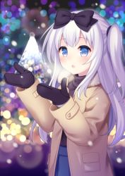 Rule 34 | 1girl, black mittens, blue eyes, blurry, blurry background, bow, christmas, coat, hair bow, long hair, mittens, one side up, original, outdoors, silver hair, solo, upper body, yatsuki yura