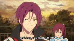 Rule 34 | 10s, 1boy, 1girl, animated, animated gif, brother and sister, camera, free!, free! eternal summer, lowres, matsuoka gou, matsuoka rin, ponytail, purple hair, red eyes, red hair, siblings, sunset