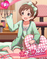 Rule 34 | 10s, 1girl, :d, ahoge, bed, blush, brown hair, character name, green eyes, hairband, idolmaster, idolmaster million live!, jewelry, kinoshita hinata, necklace, official art, open mouth, pajamas, pillow, short hair, smile