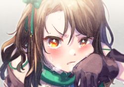 Rule 34 | 1girl, bare shoulders, black gloves, blush, bow, brown hair, commentary request, gloves, green bow, grey background, hair between eyes, hair bow, hand up, highres, ittokyu, king halo (umamusume), looking at viewer, one side up, parted bangs, parted lips, red eyes, solo, sweat, umamusume, upper body