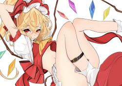 1girl absurdres ascot blonde_hair breasts convenient_leg cowboy_shot crystal_wings flandre_scarlet hand_up hat hat_ribbon highres midriff red_eyes red_footwear red_ribbon ribbon simple_background smile solo touhou unanooo_(fthx7532) underboob white_background yellow_ascot