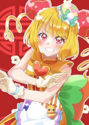 Rule 34 | 1girl, apron, back bow, blonde hair, bob cut, bow, bowtie, bun cover, china dress, chinese clothes, cure yum-yum, delicious party precure, dress, drill hair, fighting stance, gloves, green bow, green bowtie, grin, hair bun, hanamichi ran, huge bow, long hair, looking at viewer, magical girl, mu-chu, orange dress, outline, precure, red background, red eyes, short hair, sleeveless, sleeveless dress, smile, solo, standing, triple bun, waist apron, white gloves, white outline