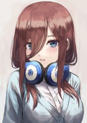 Rule 34 | 1girl, blue eyes, blush, breasts, brown hair, commentary request, dress shirt, fagi (kakikaki), go-toubun no hanayome, gradient background, hair between eyes, hair over one eye, headphones, headphones around neck, large breasts, long hair, looking at viewer, nakano miku, parted lips, shirt, smile, solo, upper body, white shirt