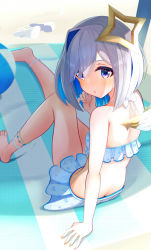 Rule 34 | 1girl, absurdres, amane kanata, angel, angel wings, anklet, ball, banana de ikopon, beach towel, beachball, bikini, blue hair, butt crack, colored inner hair, frilled bikini, frills, grey hair, highres, hololive, jewelry, looking at viewer, looking back, multicolored hair, open mouth, parted lips, purple eyes, sandals, unworn sandals, short hair, sitting, solo, swimsuit, towel, virtual youtuber, wings