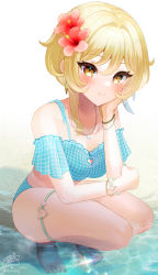 Rule 34 | 1girl, bikini, blonde hair, blush, bracelet, breasts, cleavage, commentary request, flower, genshin impact, hair flower, hair ornament, hand on own face, highres, jewelry, looking at viewer, lumine (genshin impact), necklace, off-shoulder bikini, off shoulder, short sleeves, sigggrain, smile, solo, squatting, swimsuit, wading, yellow eyes