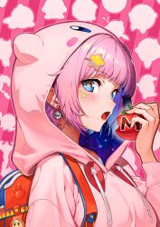 Rule 34 | 1girl, blue eyes, cosplay, earrings, highres, hood, hoodie, jewelry, kabu (niniko2ko), kirby, kirby (cosplay), open mouth, original, pink background, pink hair, pink hoodie, red bag
