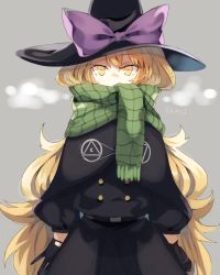 Rule 34 | 1girl, bad id, bad pixiv id, belt, black capelet, black coat, black gloves, black hat, blue eyes, blush, bow, breath, capelet, coat, commentary request, covered mouth, enpera, gloves, grey background, hat, hat bow, kirisame marisa, long hair, long sleeves, looking at viewer, purple bow, scarf, scarf over mouth, simple background, solo, standing, suminagashi, touhou, yellow eyes