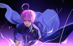 Rule 34 | 1boy, absurdres, ahoge, binxngchng1, blue cape, blue jacket, cape, glowing, gradient background, highres, holding, holding weapon, jacket, long sleeves, looking at viewer, male focus, master detective archives: rain code, open mouth, purple eyes, purple hair, short hair, solo, upper body, weapon, yuma kokohead