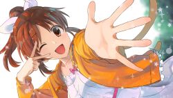 Rule 34 | 1girl, :d, abe nana, bow, brown eyes, brown hair, commentary request, dress, dutch angle, hair bow, hand up, idolmaster, idolmaster cinderella girls, jacket, jewelry, looking at viewer, necklace, one eye closed, open clothes, open jacket, open mouth, orange jacket, ponytail, shimejirou, smile, solo, sparkle, v over eye, white bow, white dress