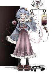 absurdres black_pantyhose blue_eyes blue_hair blue_shirt breasts brown_footwear closed_mouth commentary_request cosplay eyeball frilled_skirt frills geta hair_ornament hairband heart heart_hair_ornament highres komeiji_satori komeiji_satori_(cosplay) long_sleeves looking_at_viewer murder_in_pseudo_paradise ougiikun pantyhose pink_hairband pink_skirt red_eyes shirt short_hair skirt small_breasts smile standing tatara_kogasa third_eye touhou v wheelchair_detective_satori wide_sleeves