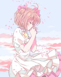 Rule 34 | 1girl, antenna hair, blue sky, bow, brown hair, cardcaptor sakura, cloud, day, dress, ebcho199736, closed eyes, from side, hair bow, own hands clasped, jewelry, kinomoto sakura, layered dress, necklace, outdoors, own hands together, petals, pink bow, pink clouds, short hair, short sleeves, sky, solo, star (symbol), two side up, white dress, wind, wind lift