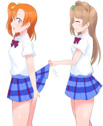 Rule 34 | 10s, 2girls, absurdres, assisted exposure, blue eyes, blush, bow, brown hair, closed eyes, closed mouth, clothes lift, green bow, hair bow, highres, kosaka honoka, lifting another&#039;s clothes, long hair, love live!, love live! school idol project, minami kotori, multiple girls, open mouth, orange hair, otonokizaka school uniform, school uniform, side ponytail, simple background, skirt, skirt lift, smile, standing, wewe, white background, yellow bow