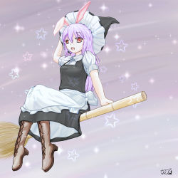 Rule 34 | 1girl, animal ears, apron, boots, broom, broom riding, rabbit ears, cosplay, cross-laced footwear, hand on headwear, hat, kirisame marisa, kirisame marisa (cosplay), light purple hair, long hair, looking at viewer, open mouth, purple background, red eyes, reisen udongein inaba, sagami kaede, short sleeves, signature, skirt, skirt set, solo, sparkle, star (symbol), starry background, touhou, waist apron, witch hat