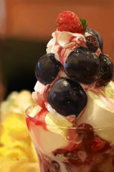 Rule 34 | 7/11 (fukuso), blueberry, blurry, blurry background, cup, food, food focus, fruit, glass, highres, ice cream, no humans, original, raspberry, still life