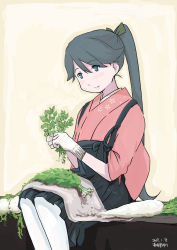 Rule 34 | 1girl, black hair, blue eyes, bow, closed mouth, commentary request, cooking, daikon, dated, eyes visible through hair, floral print, full body, gloves, hair between eyes, hair bow, holding, houshou (kancolle), japanese clothes, kantai collection, kimono, long hair, looking down, mihama machi, pantyhose, ponytail, radish, red kimono, signature, sitting, smile, solo, white pantyhose, yellow background