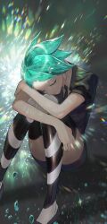 Rule 34 | 1other, black necktie, closed eyes, closed mouth, collared shirt, commentary request, feet out of frame, green hair, highres, houseki no kuni, imam (oozlo), knees up, korean commentary, necktie, phosphophyllite, shirt, short hair, short sleeves, solo, tagme