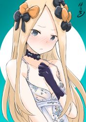 Rule 34 | 1girl, abigail williams (fate), animalking007, artoria pendragon (fate), artoria pendragon (lancer alter) (fate), artoria pendragon (lancer alter) (fate) (cosplay), artoria pendragon (lancer alter) (royal icing) (fate), artoria pendragon (lancer alter) (royal icing) (fate) (cosplay), black bow, black gloves, blonde hair, blue background, blue eyes, blush, bow, breasts, choker, cleavage, collarbone, cosplay, fate/grand order, fate (series), gloves, hair bow, highres, long hair, looking at viewer, official alternate costume, orange bow, parted bangs, sleeveless, small breasts, solo, tears, upper body, very long hair