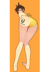 Rule 34 | 1girl, absurdres, ass, ass focus, barefoot, bent over, bikini, goggles, highres, kneepits, legs, logo, long legs, looking at viewer, looking back, overwatch, overwatch 1, short hair, smirk, solo, swimsuit, thighs, tracer (overwatch), yellow bikini, zxj