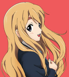 1girl blonde_hair blue_eyes blush feet_out_of_frame female_focus k-on! kotobuki_tsumugi long_hair long_sleeves looking_at_viewer open_mouth pickmans red_background school_uniform simple_background solo standing teeth