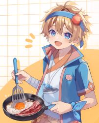 1boy absurdres ahoge bacon bandaged_arm bandages blonde_hair blue_bow blue_eyes blue_hairband blue_vest bow brown_pants checkered_wall commentary_request commission cooking dango dot_nose double-parted_bangs fish_necklace food fried_egg frying_pan frying_pan_print hair_intakes hairband head_tilt highres holding holding_pan holding_spatula jewelry light_blush looking_at_viewer male_focus necklace notice_lines open_mouth orange_trim original pants paw_print pixiv_commission raised_eyebrows shirt short_hair short_sleeves smile solo sora_(sora11262) sparkle spatula t-shirt two-tone_background upper_body vest wagashi white_background white_shirt wrist_bow yellow_background