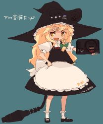 Rule 34 | 1girl, apron, blonde hair, bow, braid, brown hair, cable, female focus, game console, green background, hair bow, hand on own hip, hat, holding, kirisame marisa, looking at viewer, mota, oekaki, sega, sega mega drive, simple background, single braid, solo, standing, text focus, touhou, waist apron, witch hat