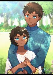 Rule 34 | 2boys, aged down, black hair, blue eyes, blue shirt, brown hair, child, curly hair, dappled sunlight, dark-skinned male, dark skin, day, dual persona, dungeon meshi, hands up, happy birthday, hc1l 627, highres, hug, hug from behind, kabru, letterboxed, long sleeves, looking at another, multiple boys, nature, outdoors, shirt, short hair, smile, sunlight, time paradox, twitter username, white shirt, yaoi